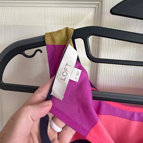 Light weight dress from Loft - Picture 3 of 4